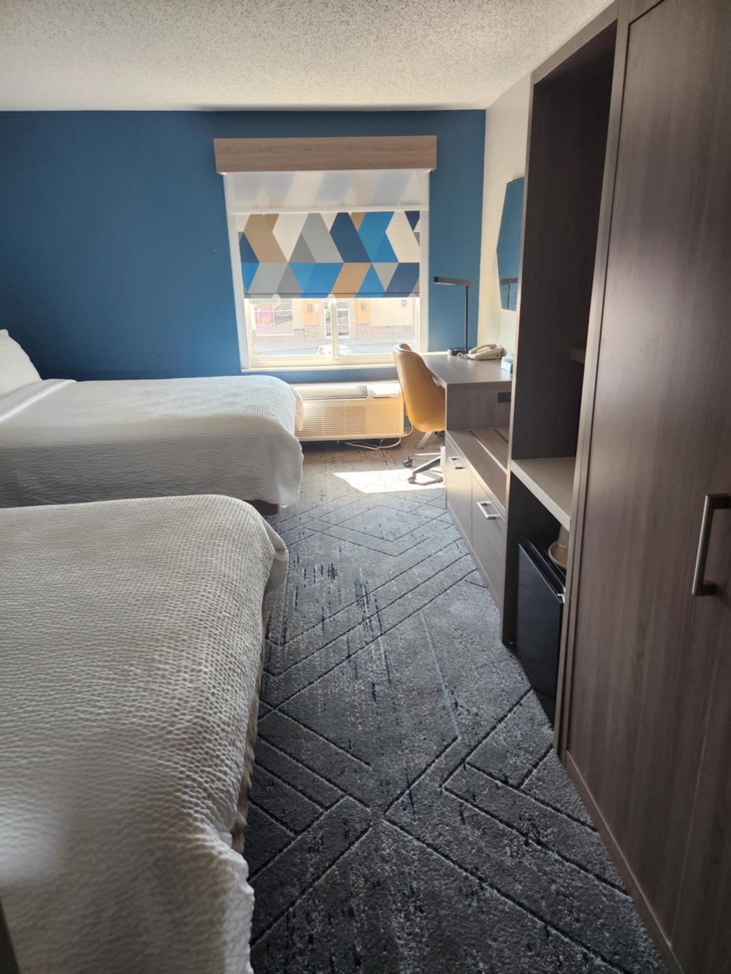Holiday Inn Express & Suites Alliance By Ihg מראה חיצוני תמונה