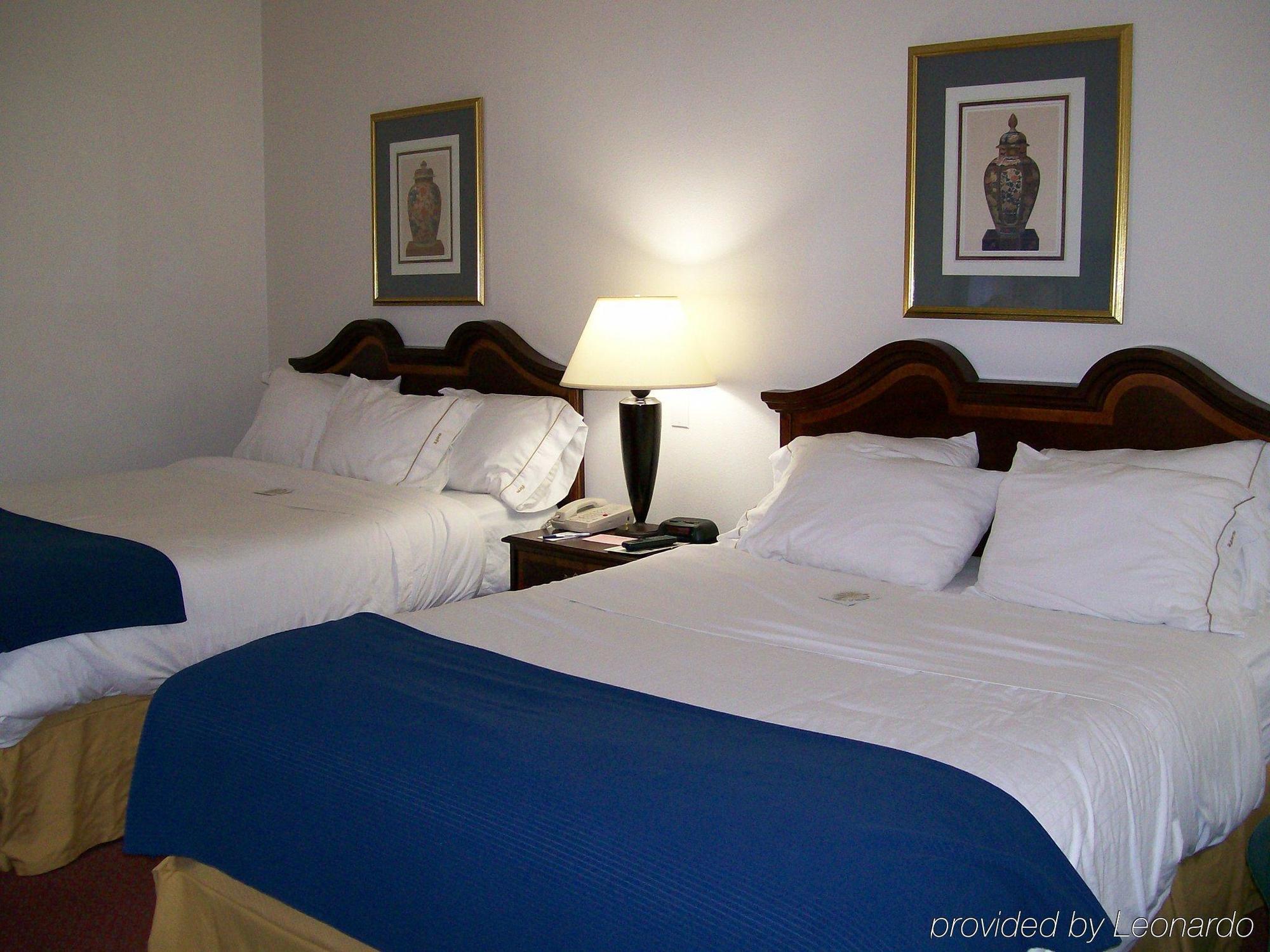 Holiday Inn Express & Suites Alliance By Ihg מראה חיצוני תמונה
