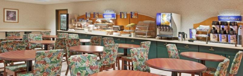Holiday Inn Express & Suites Alliance By Ihg מראה חיצוני תמונה